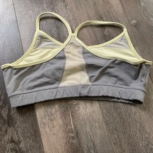 Lululemon Power Y Sports Bra || Size 6